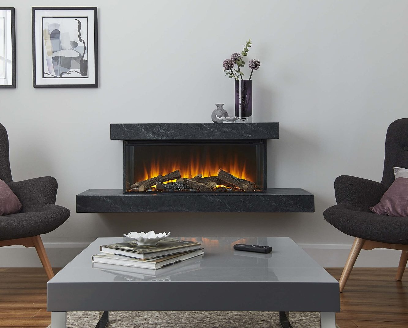 Modern living room with a Brockenhurst electric fireplace 