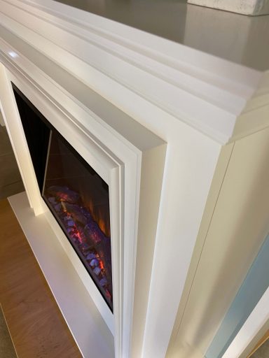 Corner view of the Flamerite Capella